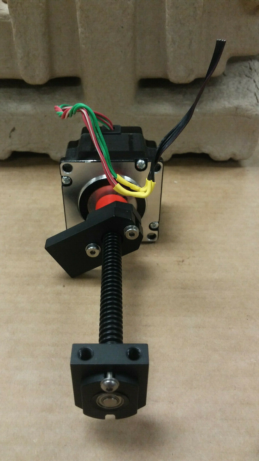 HAYDON SWITCH & Instruments E57H43-12-008 Stepper Motor Linear Actuator