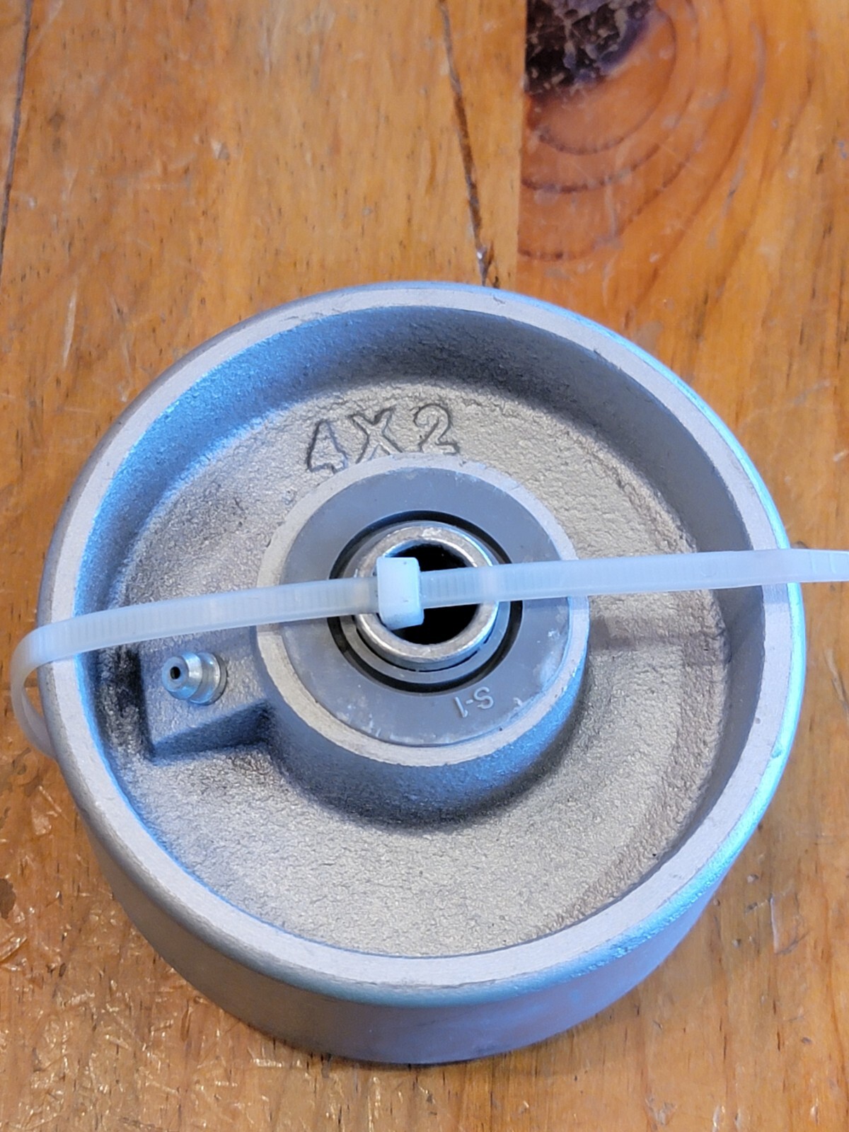 4" x 2" Solid Metal Wheel 1/2" Bore