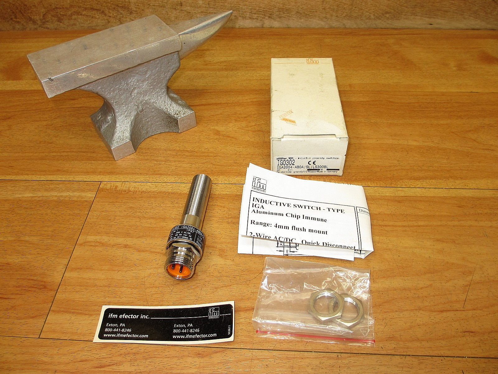 IFM Efector IG0302 *NEW* Inductive Proximity Sensor IGA2004-ABOA/SL/LS300BL