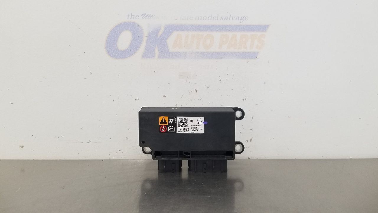 14 CHEVY CORVETTE C7 SRS CONTROL MODULE 13584587