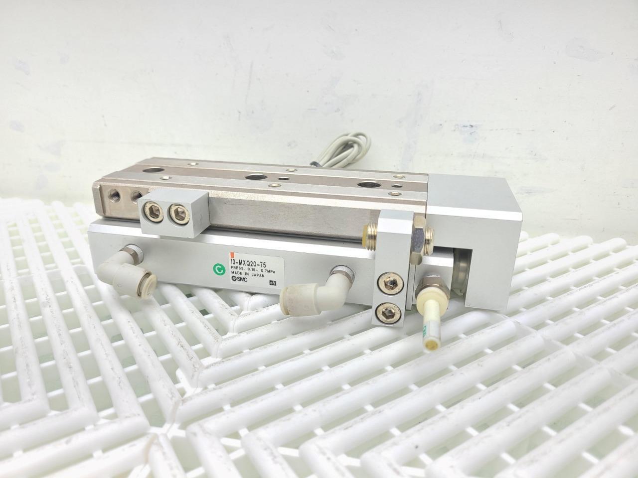 SMC MLGPM63TF-250-B Low Profile Guide Cylinder, 250mm Stroke x 63mm Bore