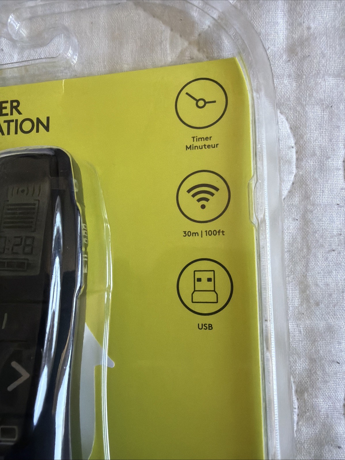 Logitech R800 Laser Presentation Remote Control - Black