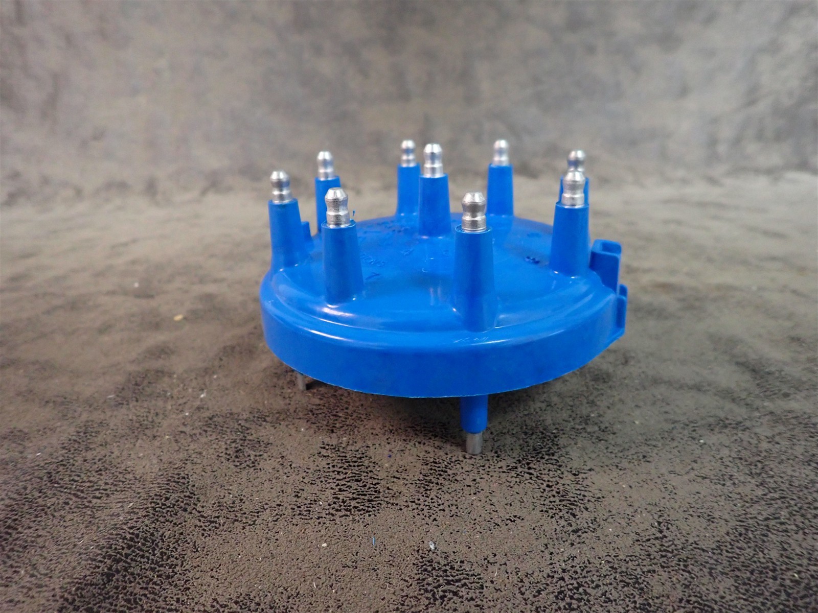 NEW WVE 5D1140 Distributor Cap (G216)