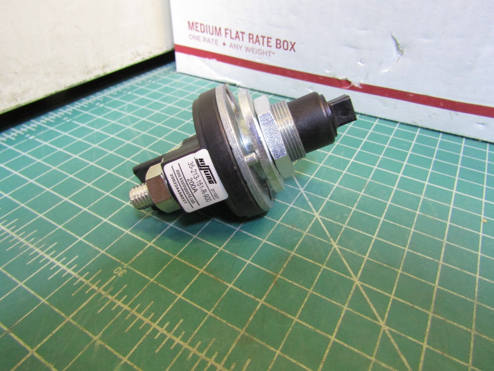 1 – Kissling 35-213-151-R-900, 200 Amp Battery Disconnect Switch NEW –Out of box