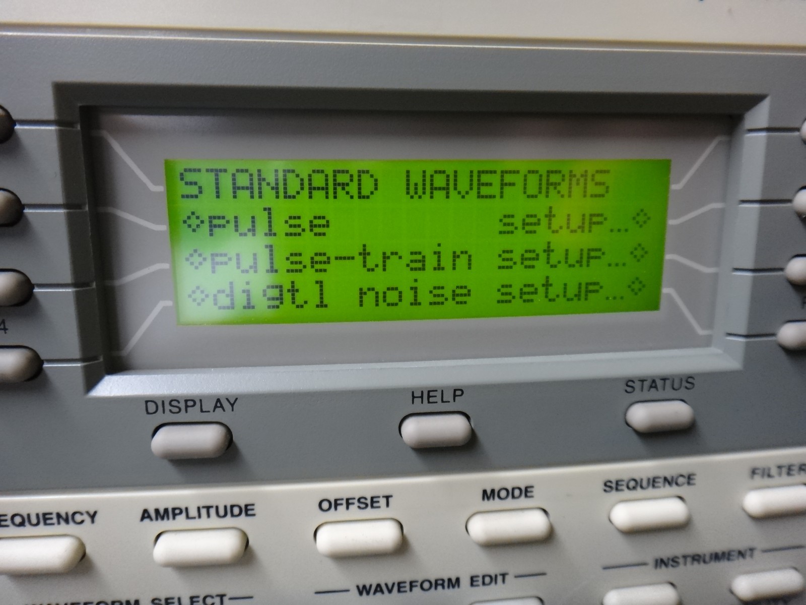Wavetek 395 100 MHz Synthesized Arbitrary Waveform Generator - Free Shipping