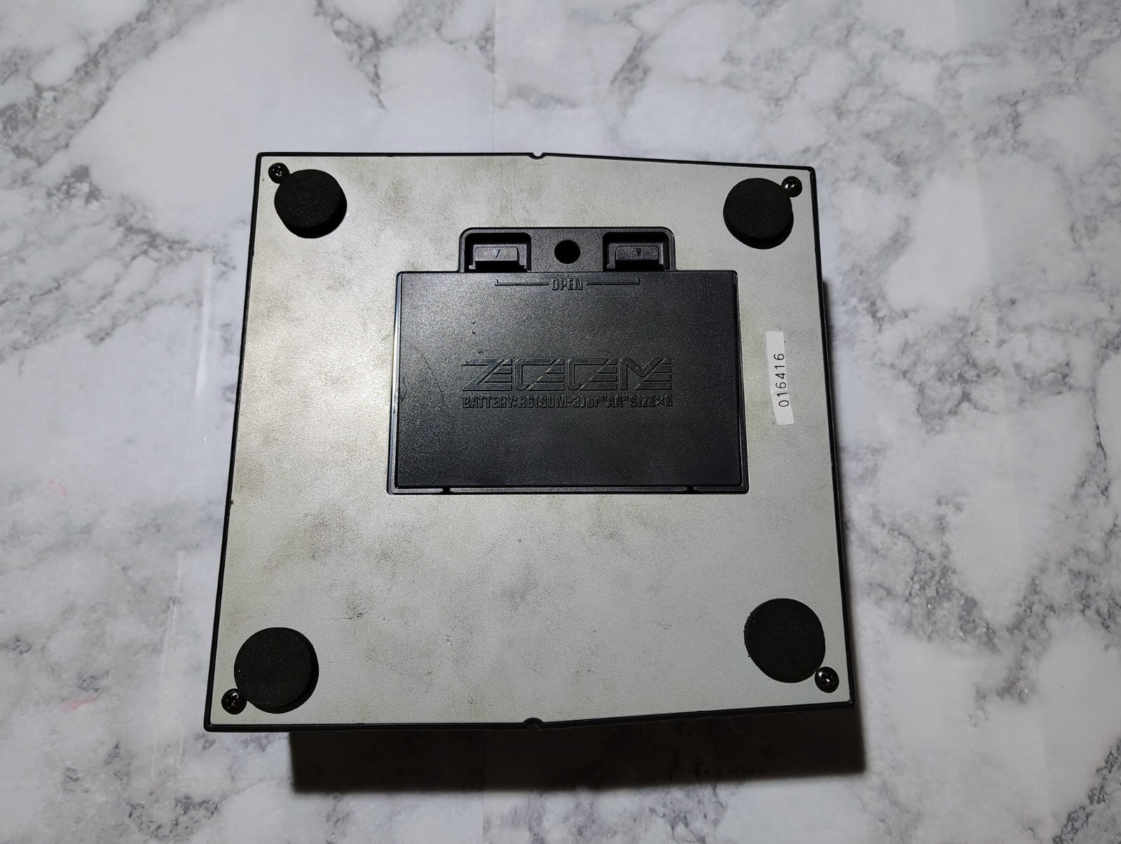 Zoom RFX‑300 Digital Reverb & Multi‑FX Processor – Boxed – Power Adapter Include