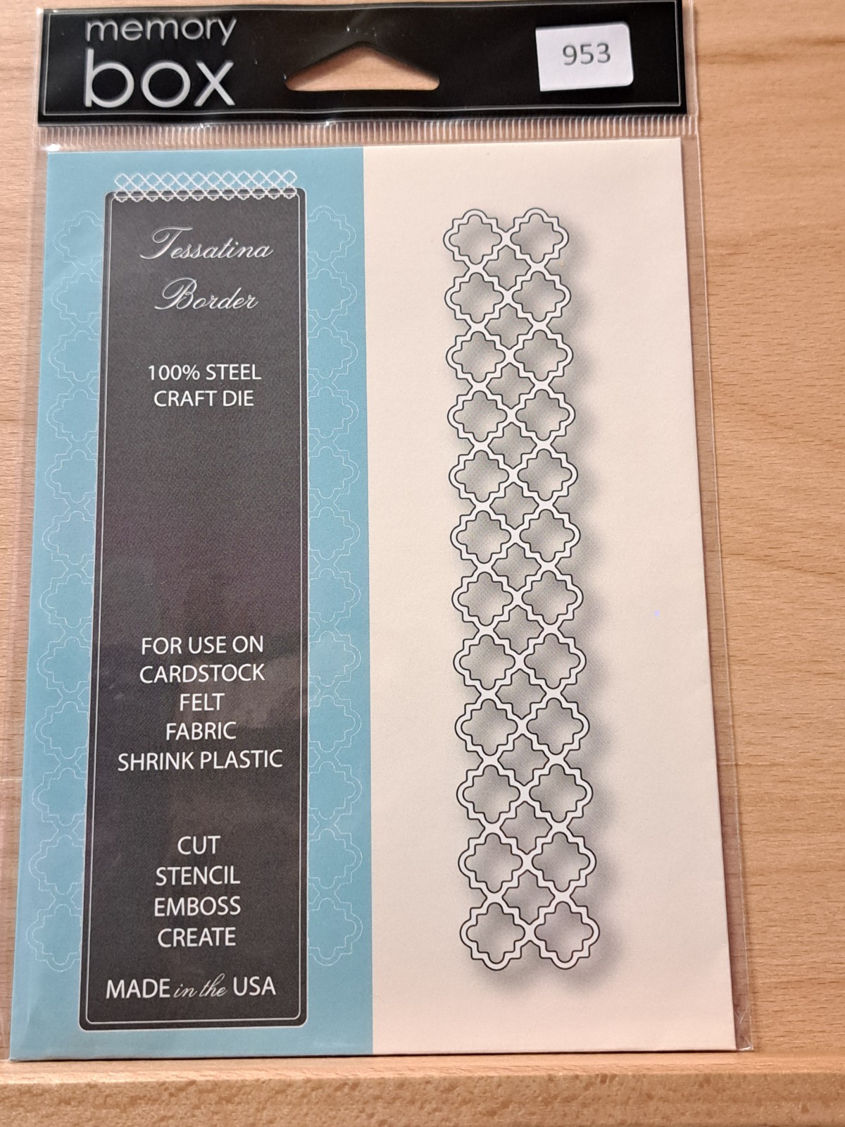953 Memory Box Tessatina Border Banner Edge Panel Steel Craft Cutting Die