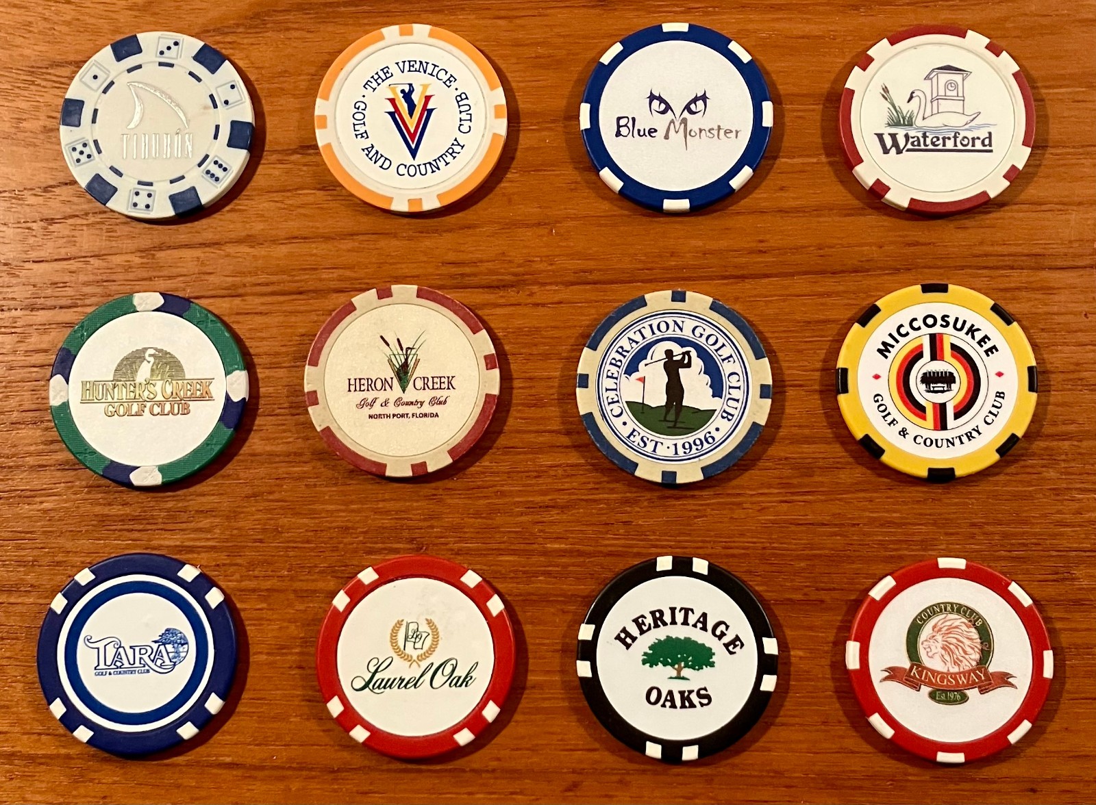 Lot of 12 (1 Dozen) Poker Chip Florida Clubs Resorts Logo Golf Ball Markers