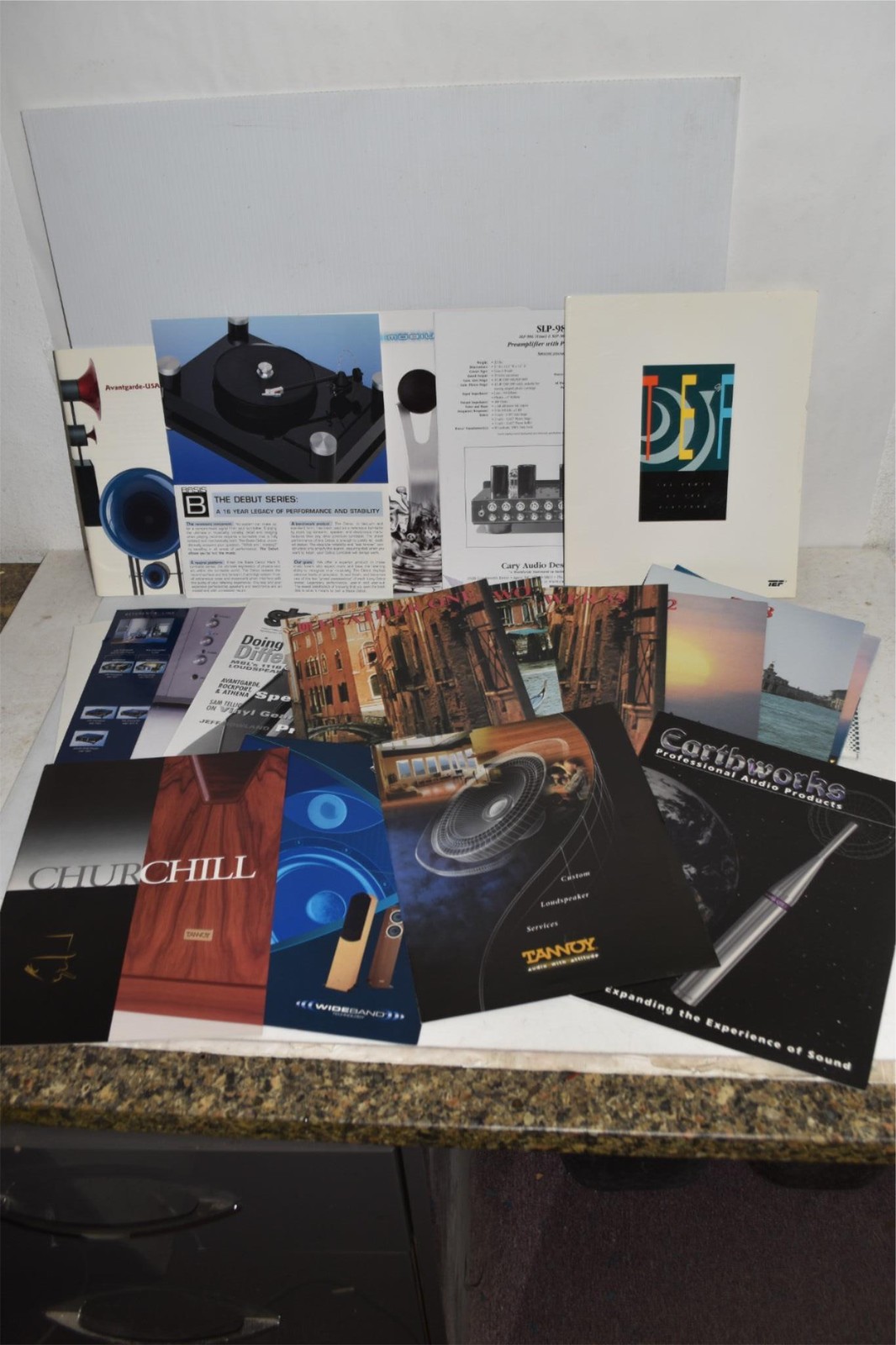*LL* VINTAGE LOT OF 50+ STEREO AUDIOPHILE SOUND SPEAKER CATALOGS & PROMOS(MPR52)