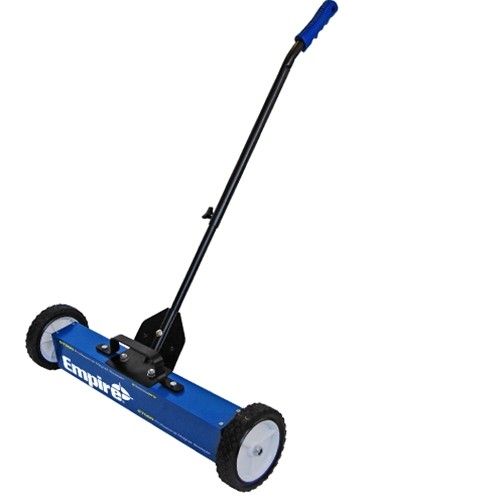 Empire Level 27060 Heavy Duty Magnetic Clean Sweep