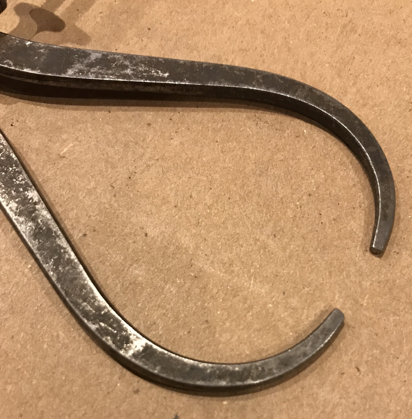 Starrett Outside Spring Caliper, Steel, Threaded Lock Nut, 0-4" Range
