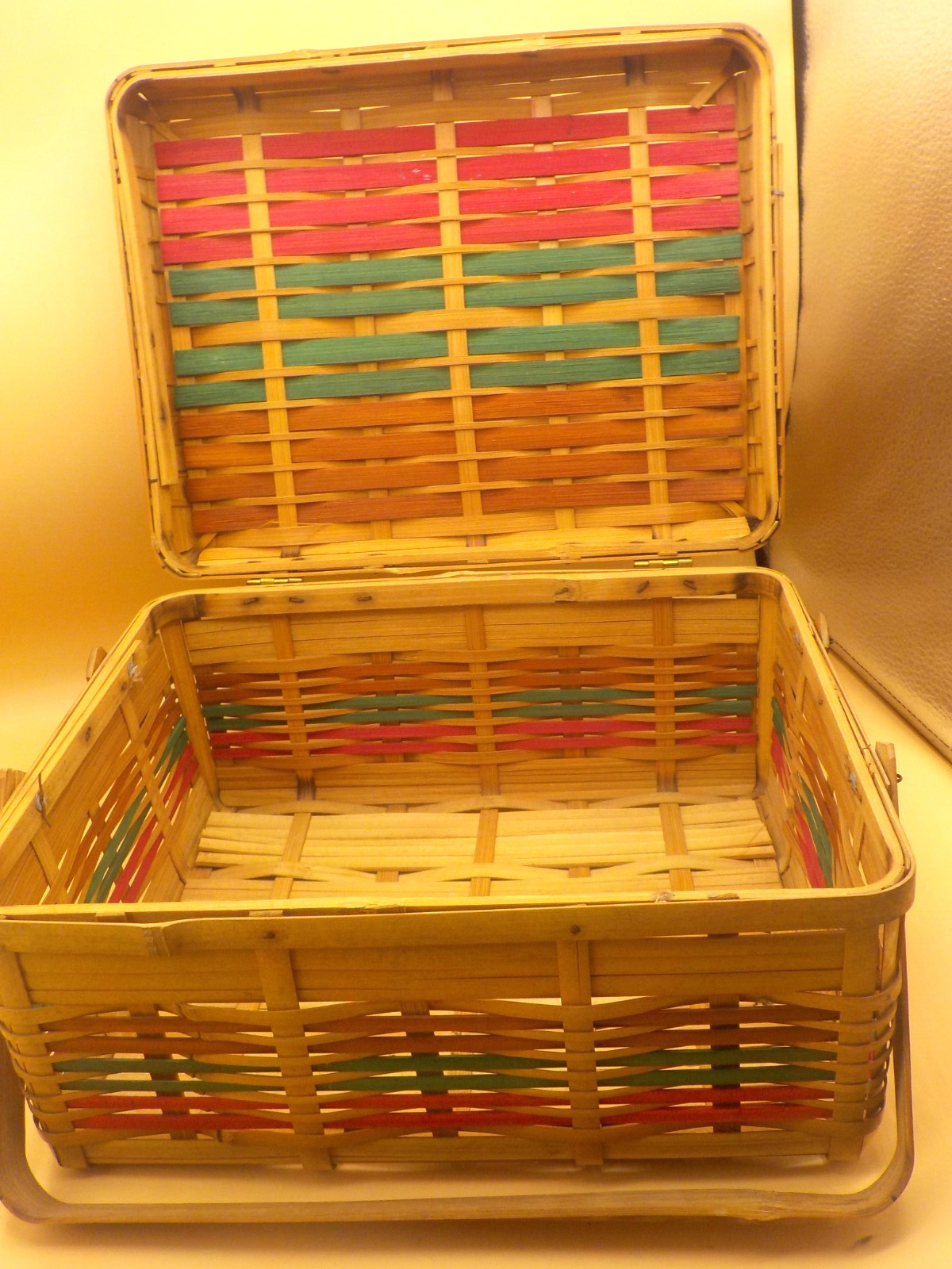 Basket Vtg Lidded Hinged Japan Rectangle With Handles natural & Colored Strands