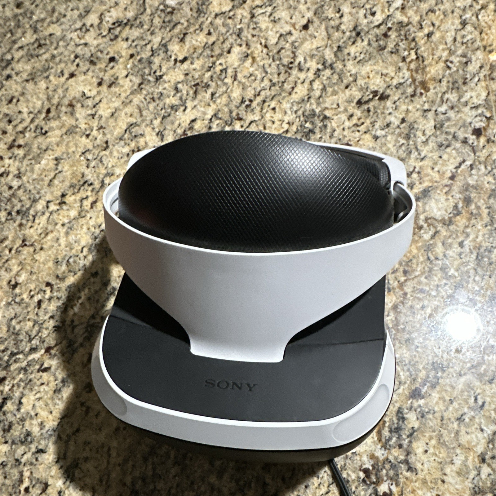 Sony PlayStation VR CUH-ZVR1 Headset w/ PS Camera & 2 Move Controllers light use