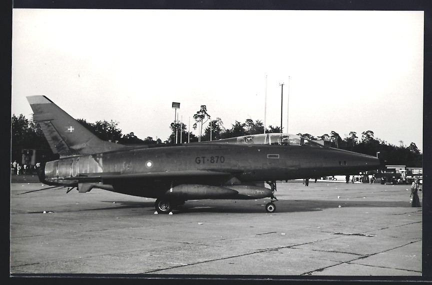 Photography Airplane Jasta Fighter Jet Identifier GT-870