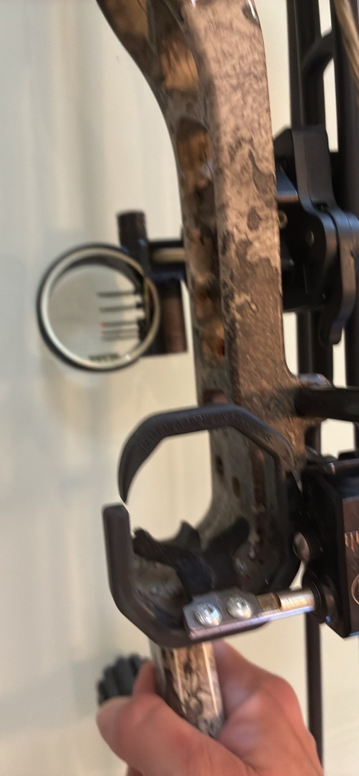 Compound Bow PSE Brute Nxt Rts -Extras with Case Included