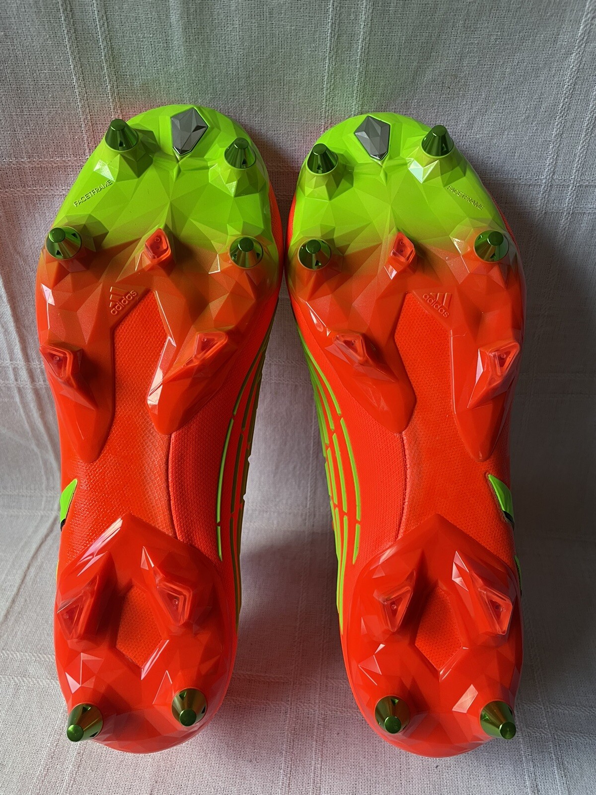 New Adidas Predator Edge.1 Low SG Orange Green Soccer Cleats Size 11 GW1010