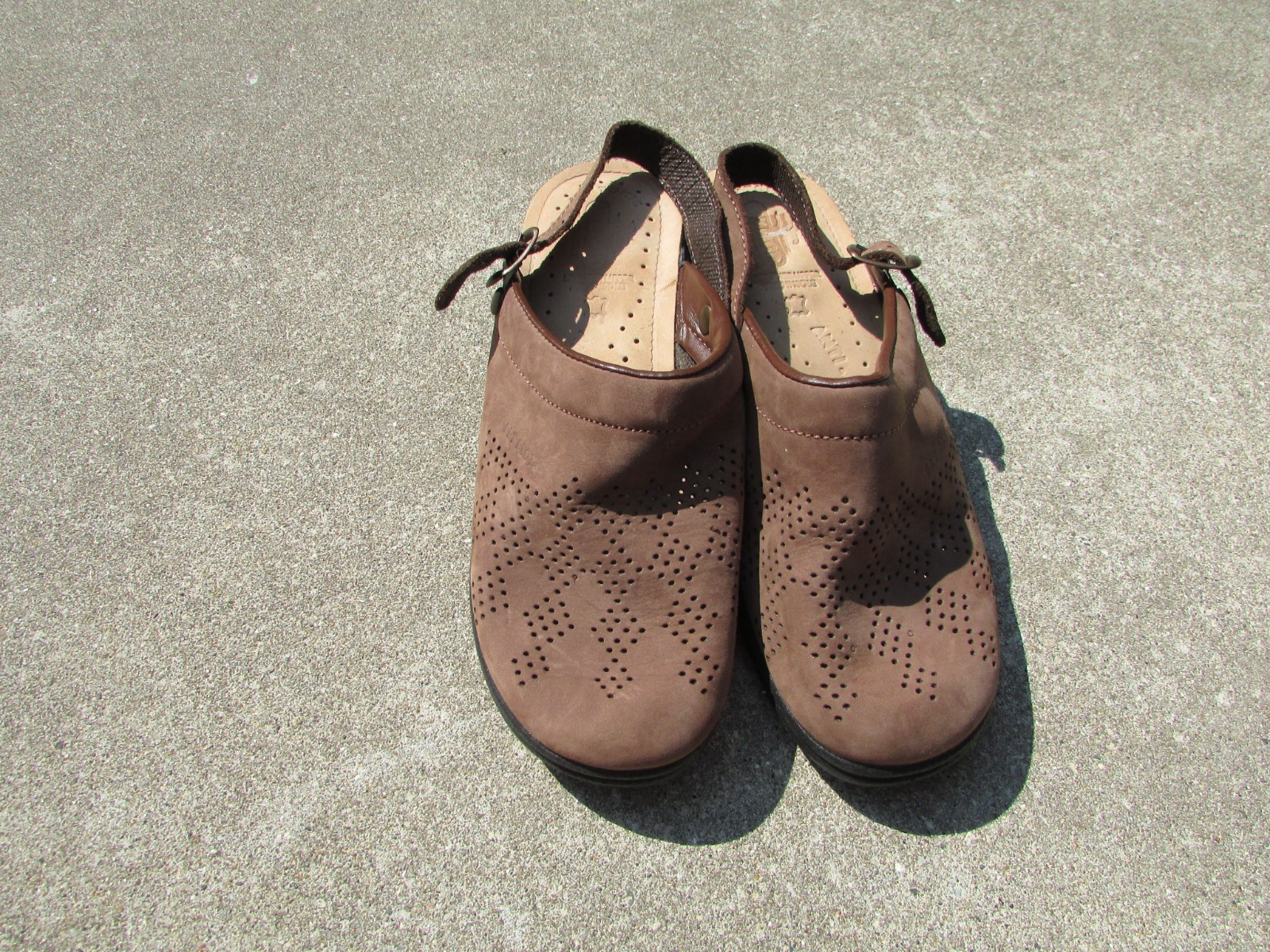 Fly Flot Brown Leather Slip On Slingback Clogs Mules Anatonic Anti-Shock Size 40