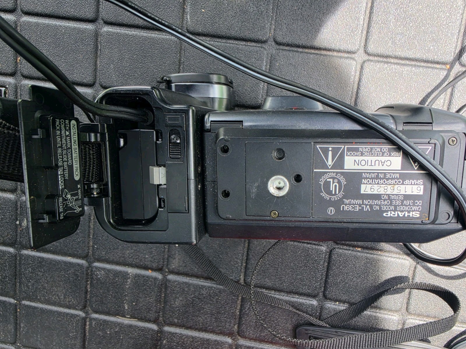 Sharp Viewcam VL-E39U 8mm Video 8 Camcorder VCR Video Player - Working