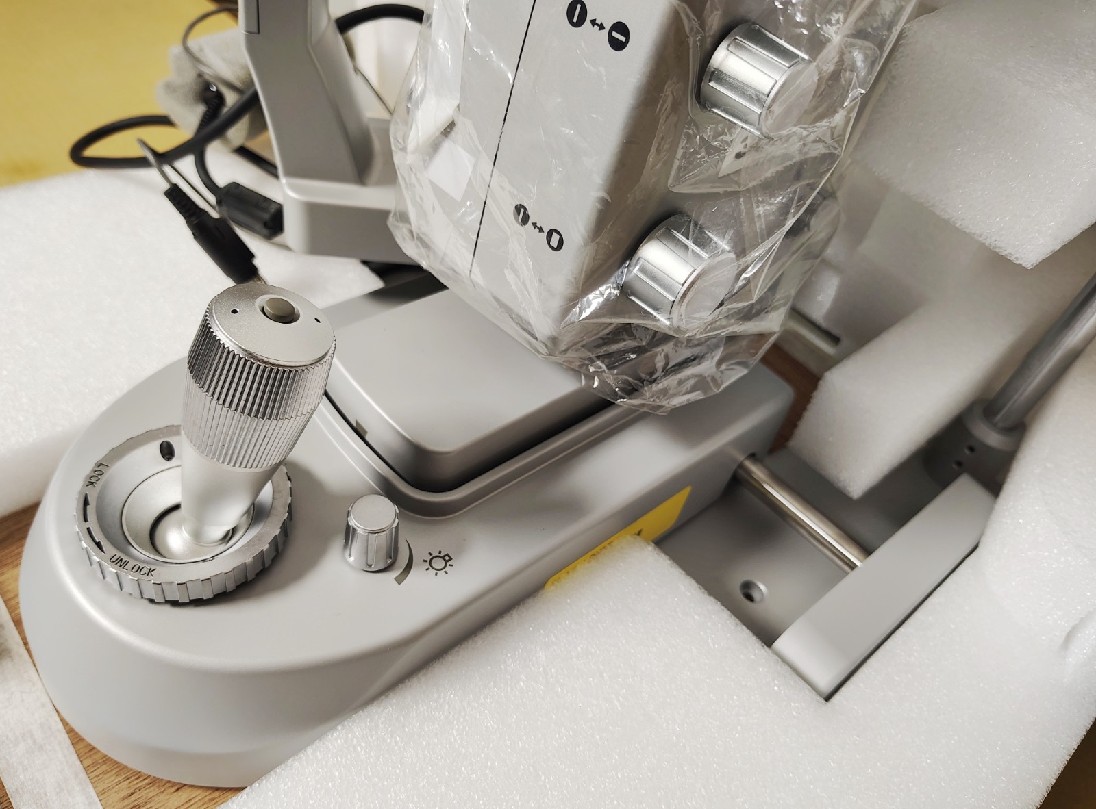 Ellex 30XL Slit Lamp - Mint in box