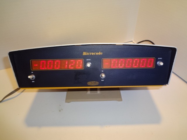 BOECKELER  INSTRUMENTS DIGITAL READOUT DISPLAY 2 AXIS MODEL 2-815.5x1 **NICE**