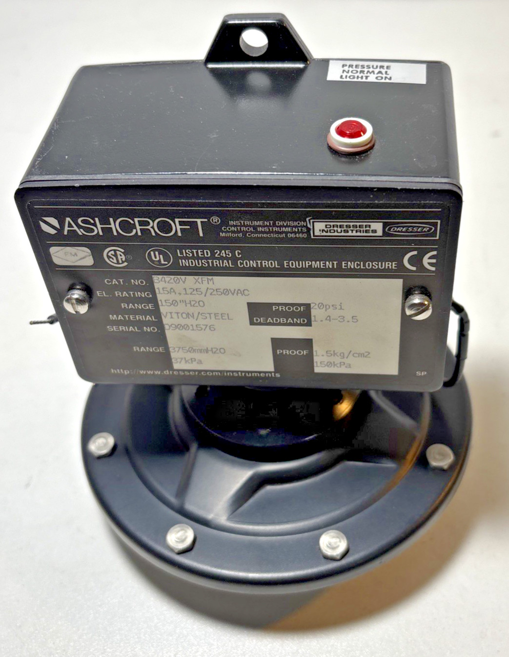 NEW Ashcroft B420V XFM Pressure Switch
