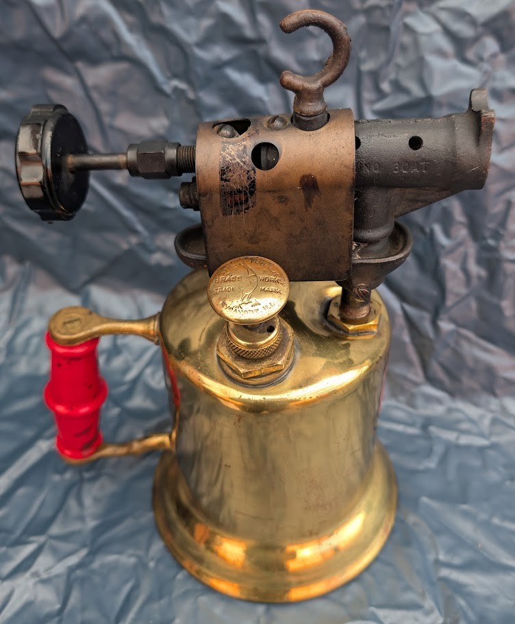 🔥Vintage Turner Brass Works Blow Torch No 30 AT Red Wood Handle USA