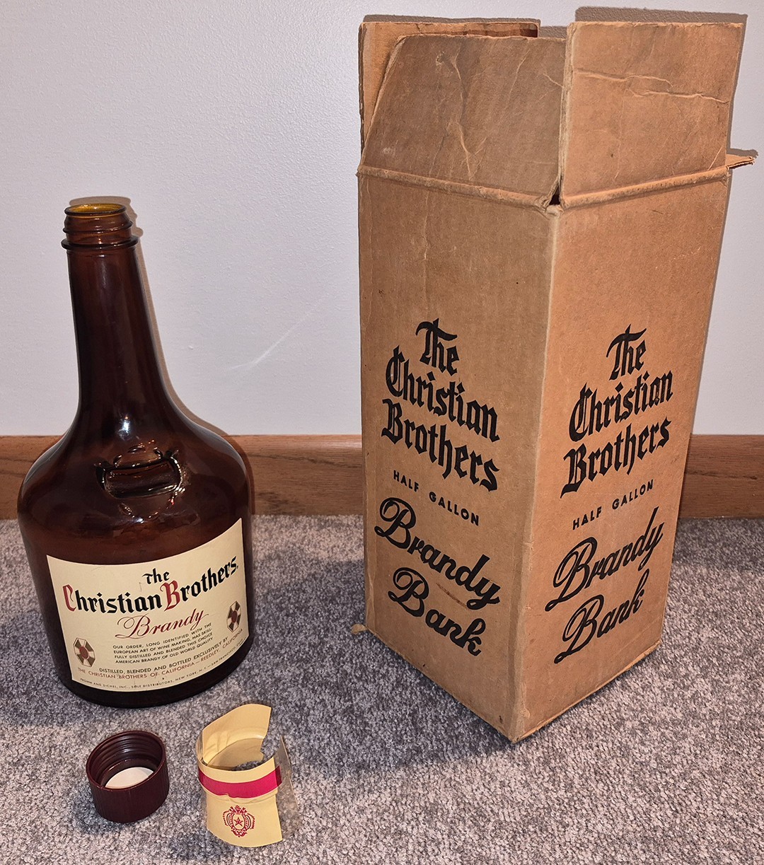 Vintage Christian Brothers Brandy Bank 1/2 Gal. Btl w/ Original Box & Neck Seal