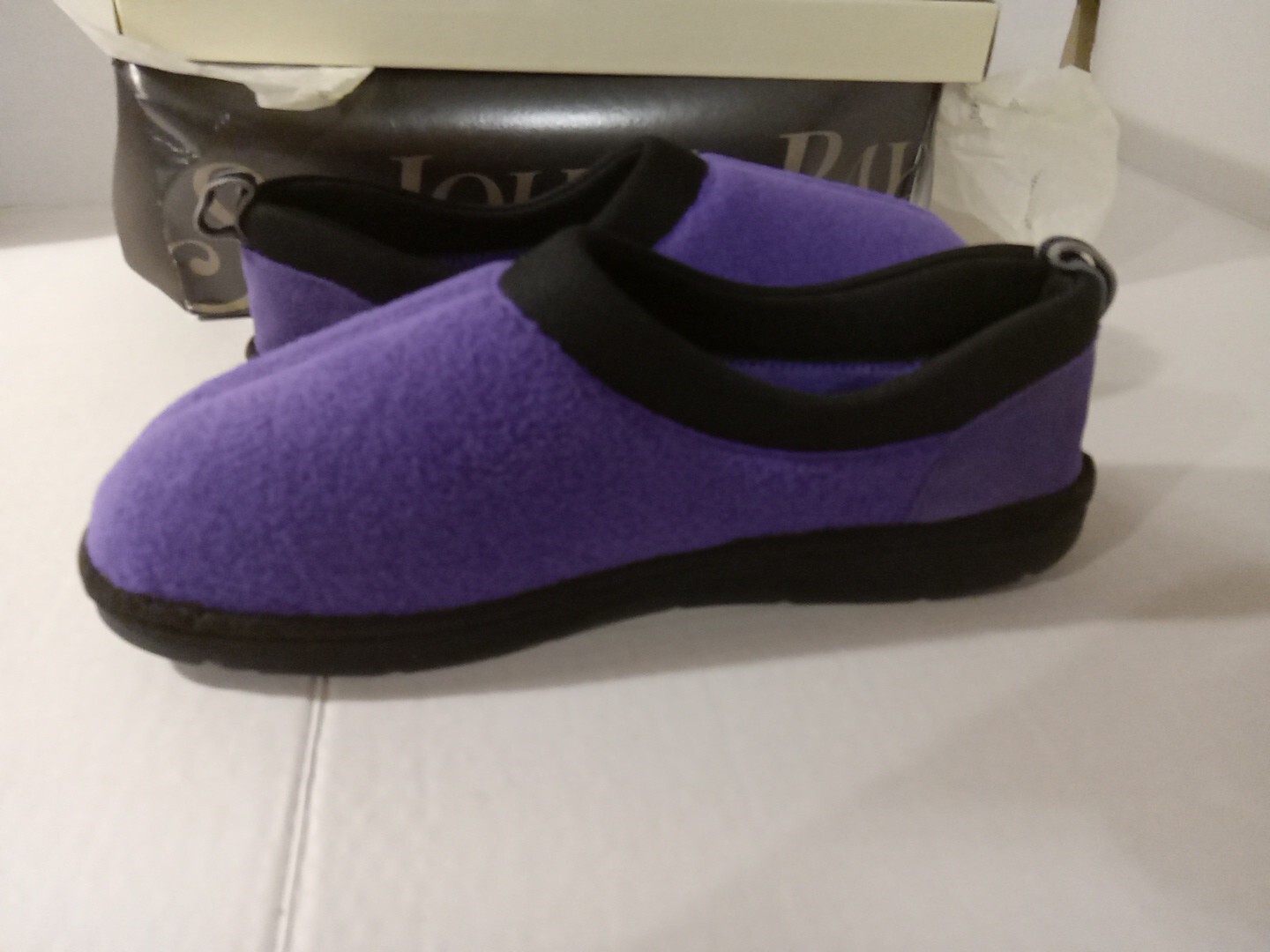 St. Johns Bay Slippers Size 7 Purple New