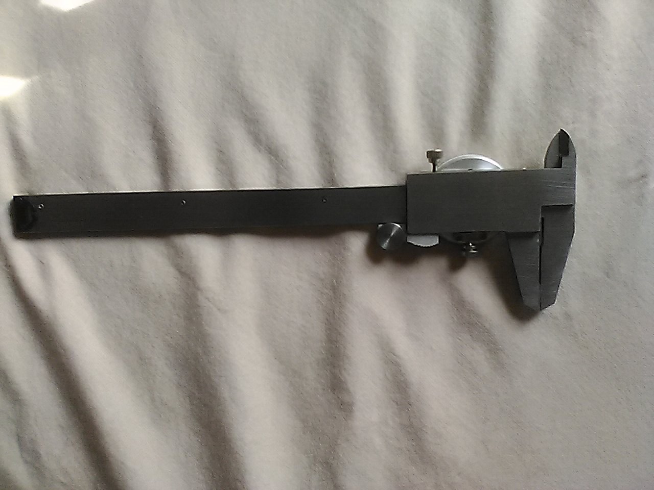 Mitutoyo micrometer set w/ 6" dial caliper, 0-1" micrometer, and ruler