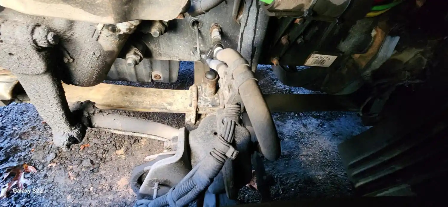 (Used) 2014 Freightliner Cascadia 113, FRONT LEAF SPRINGS Front Leaf & Springs