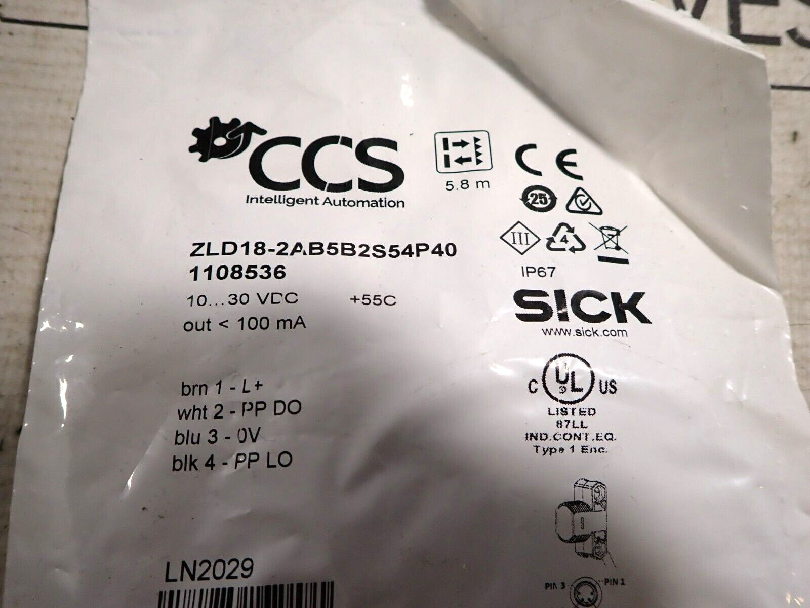 New Sick ZLD18-2AB5B2S54P40 Photoelectric Sensor With Mounting Bracket 1108536