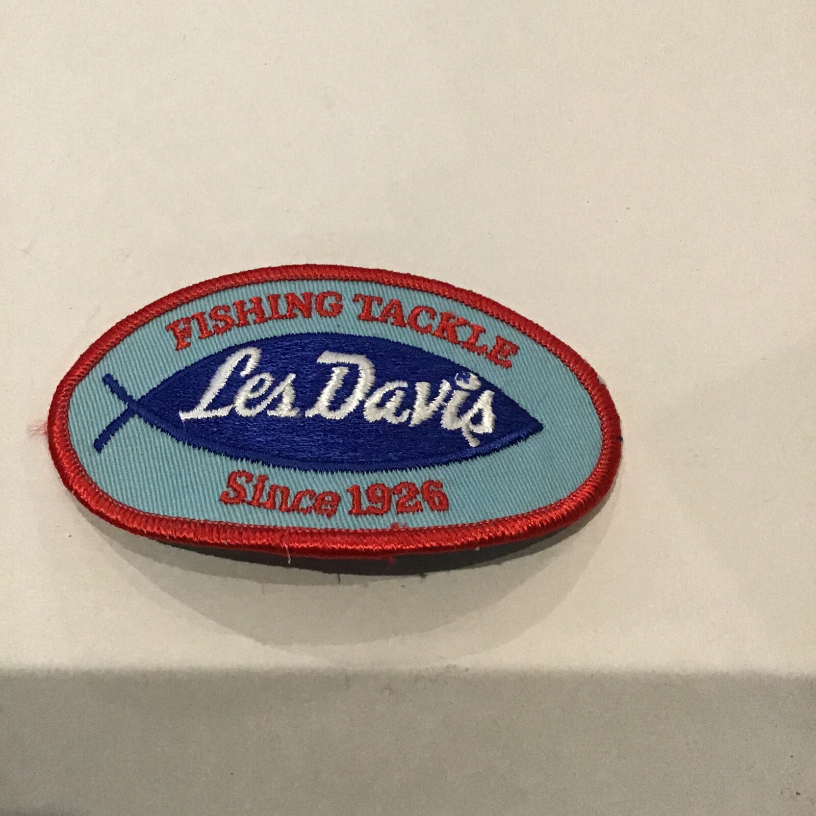 Vintage FISHING TACKLE LES DAVIS SINCE 1926 4 1/4” X 2 1/2” Patch Embroidered #P