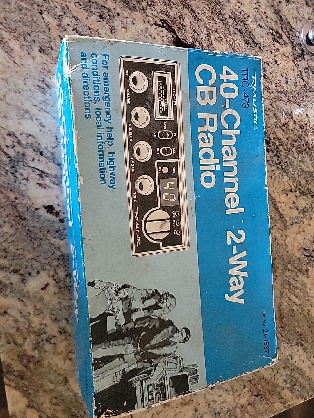 Vtg Realistic TRC-473 40 Channel CB Radio W/  Microphone & Bracket New In Box