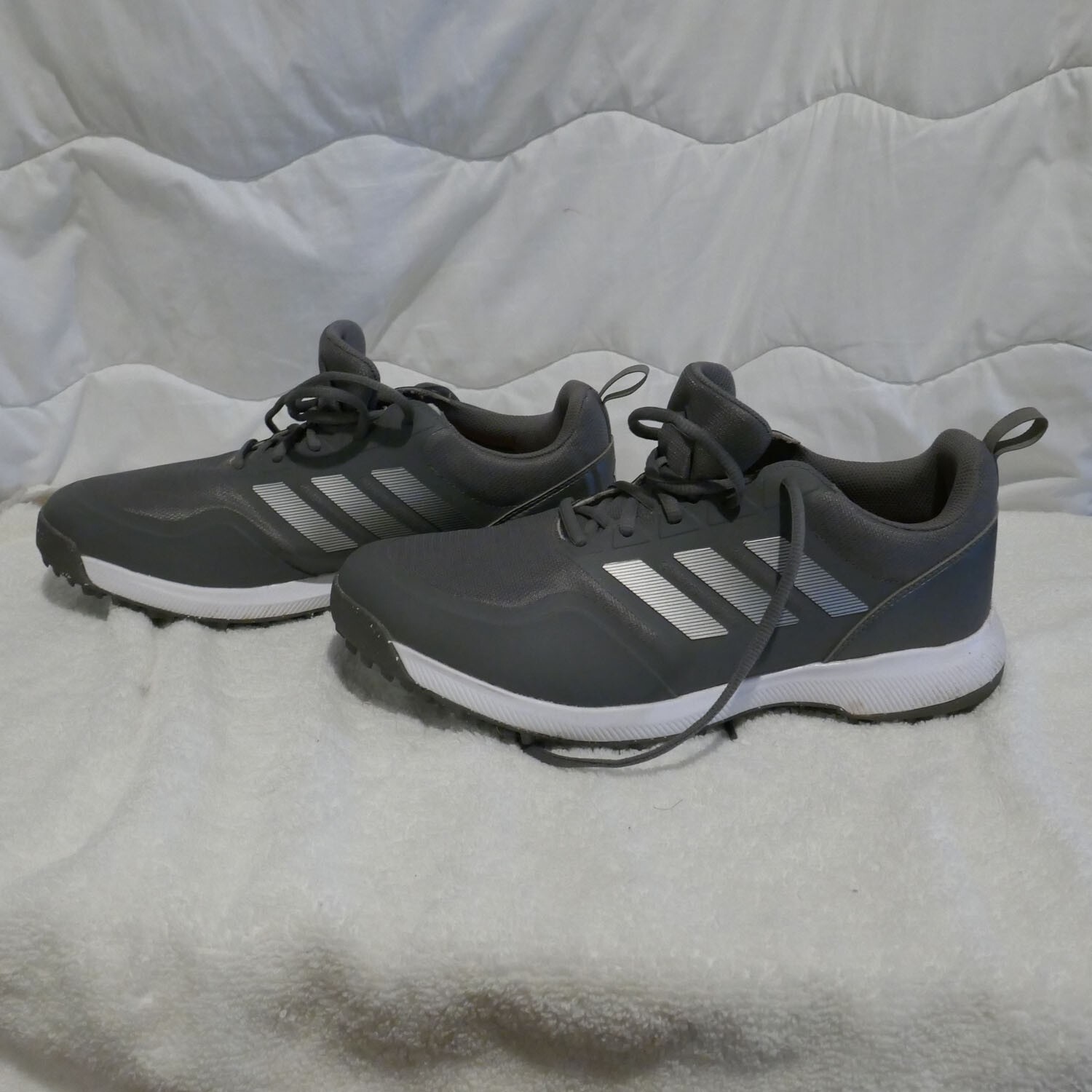 Adidas Mens Tech Response Spikeless Golf Shoes Lightweight