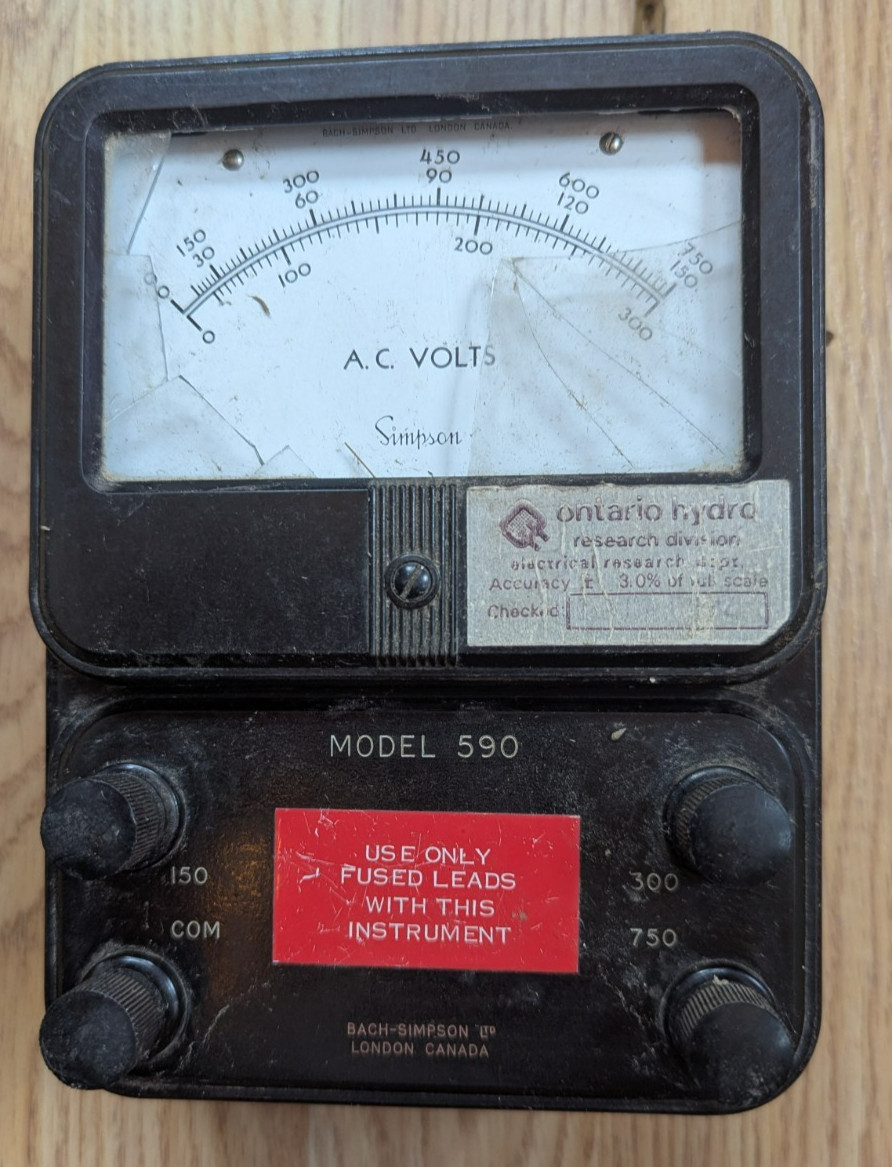 Vintage benchtop voltmeter Bach-Simpson 0-750 V Canadian meter model 590 parts