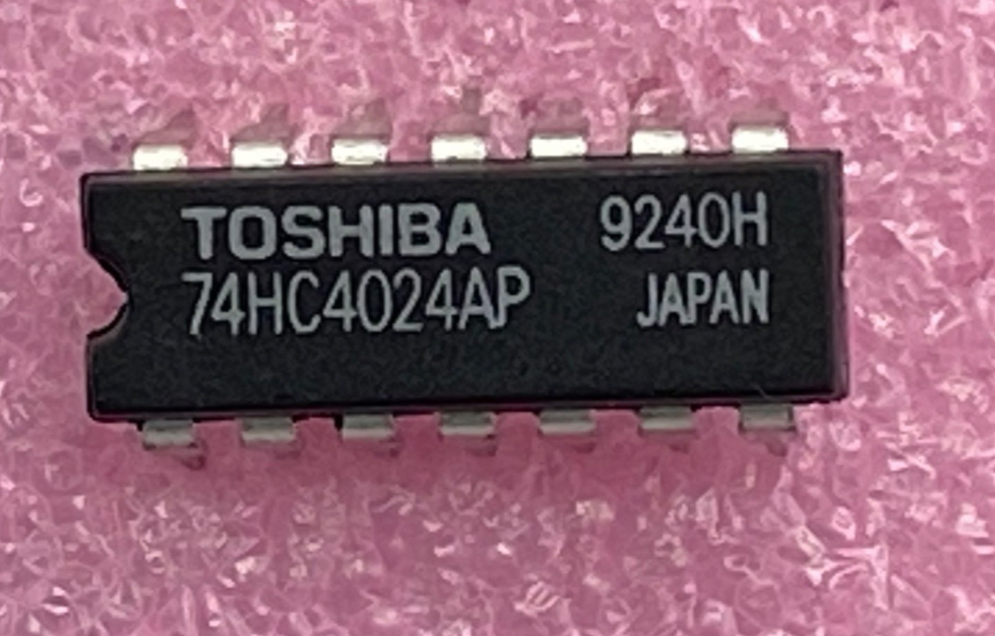 Toshiba 74HC4024AP binary counter 7-bit Integrated Circuit