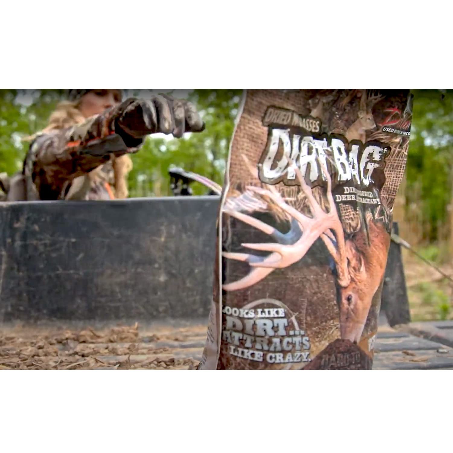 Deer Attractant Powder 5 lb - Glo-Cote UV Enhanced Molasses Flavor Lick Food