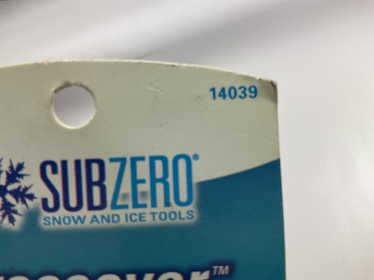 (2) Hopkins 14039 SubZERO 50" Crossover Pivot Extendable Snow Brush Ice Scrapers