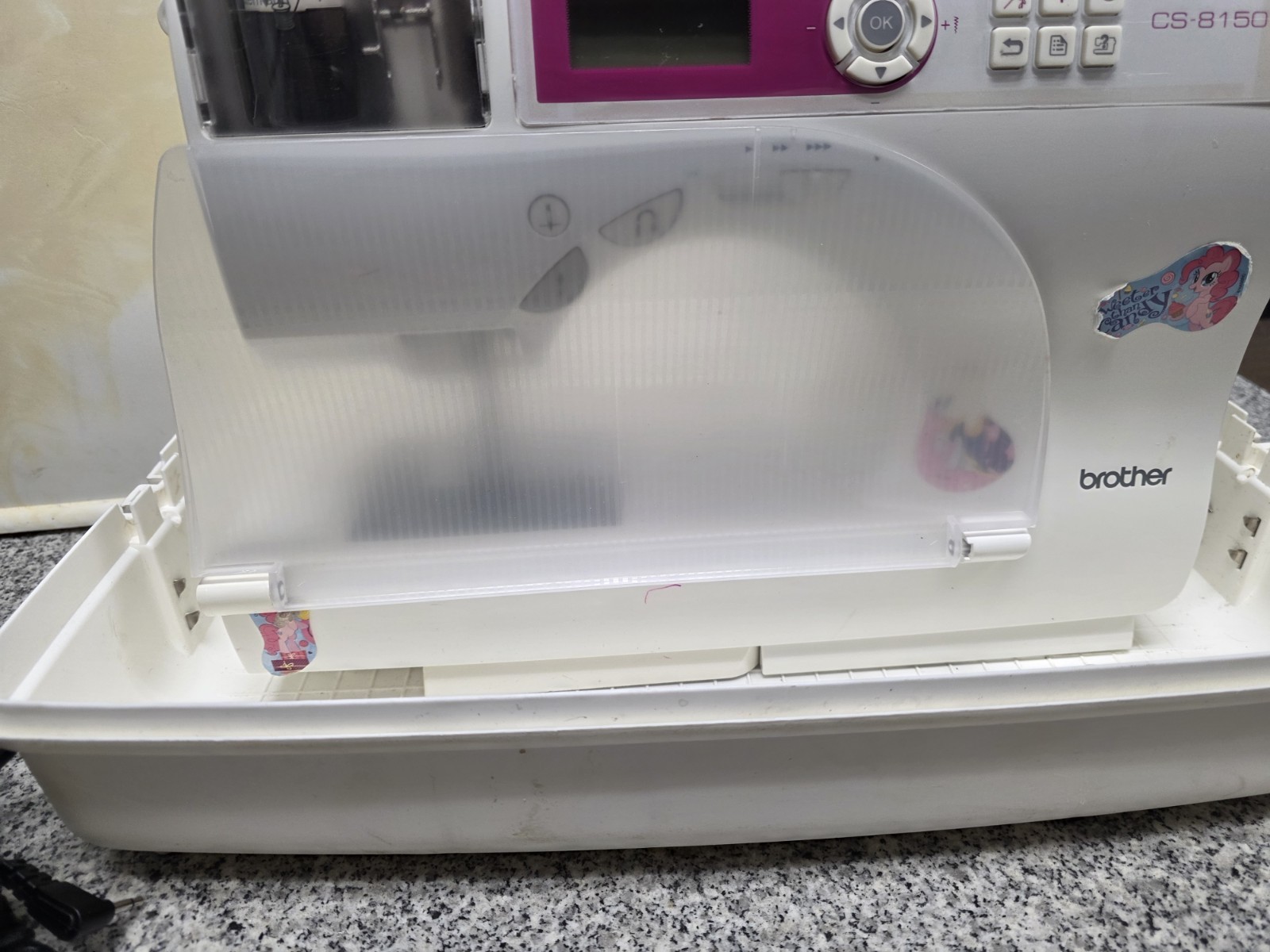 Brother CS-8150 Computerized Sewing Machine