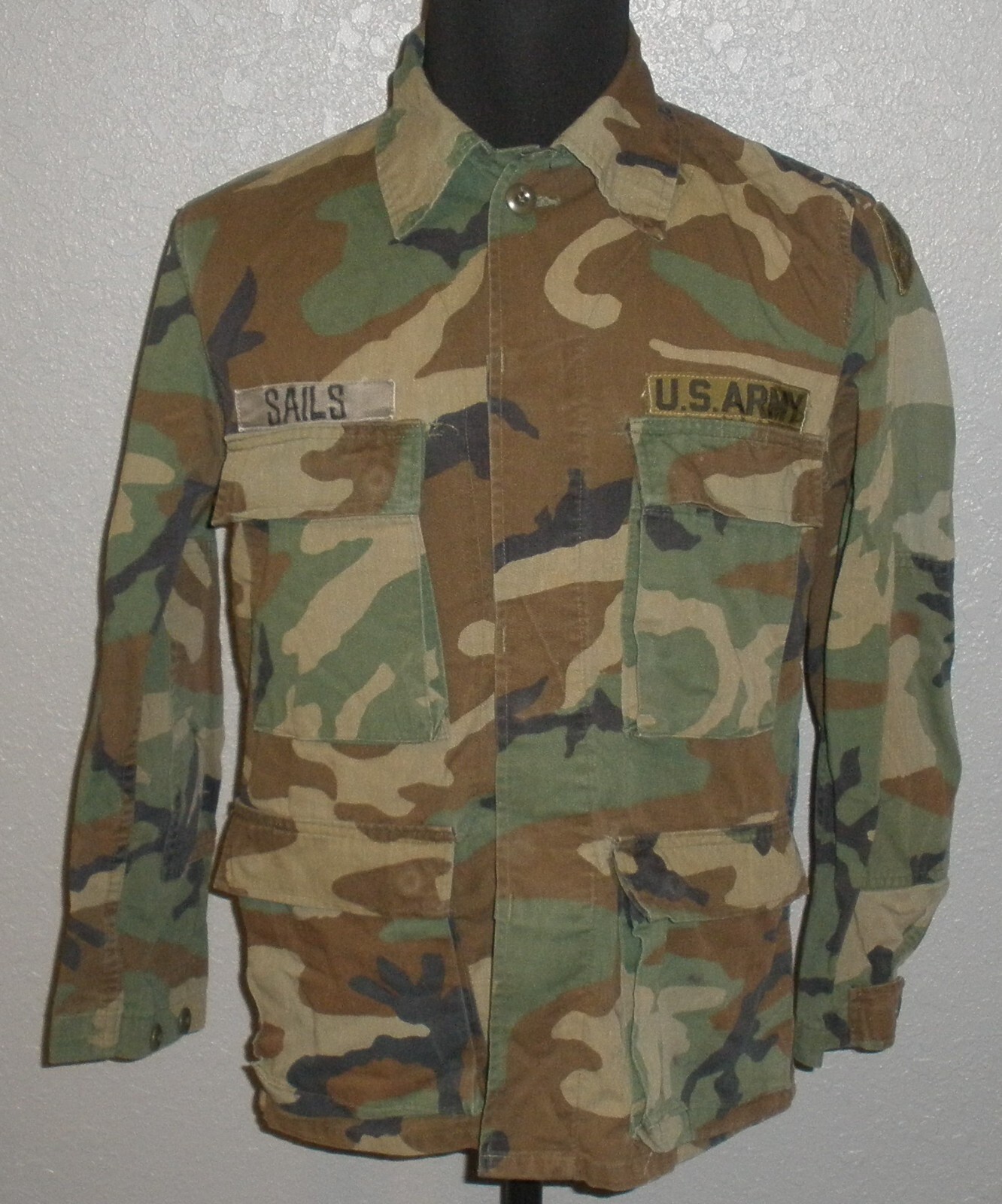 VTG Men's Small U.S. Army Woodland Camo Combat Coat 194th Armored Brigade