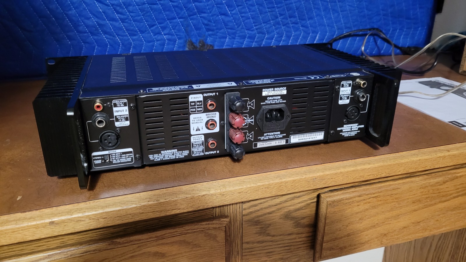 BEHRINGER A500 Professional 600-Watt 2-Channel Reference Amp Excellent Cond