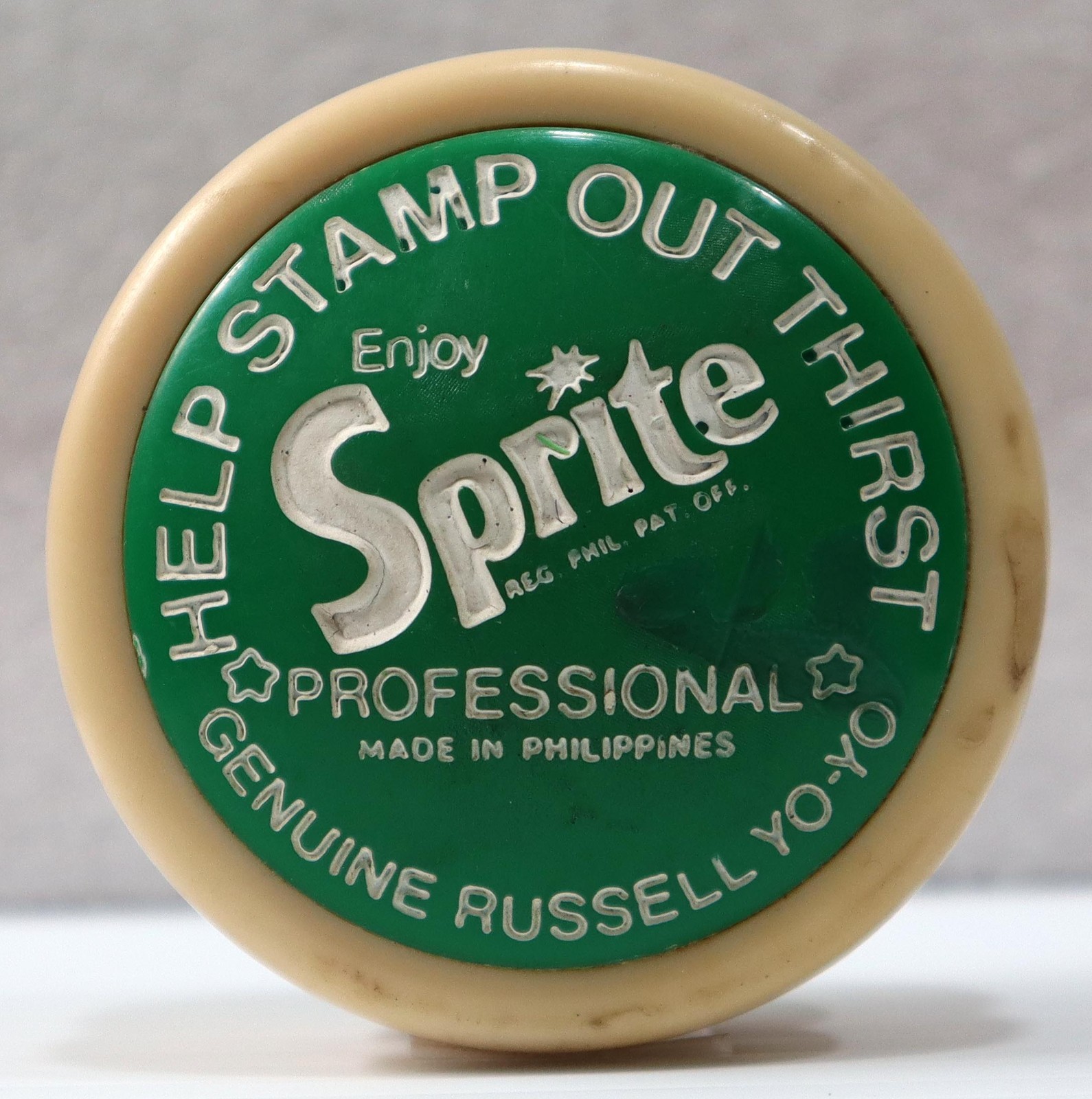 Philippines Vintage Coca Cola SPRITE PROFESSIONAL Genuine Russell Yo-Yo - A