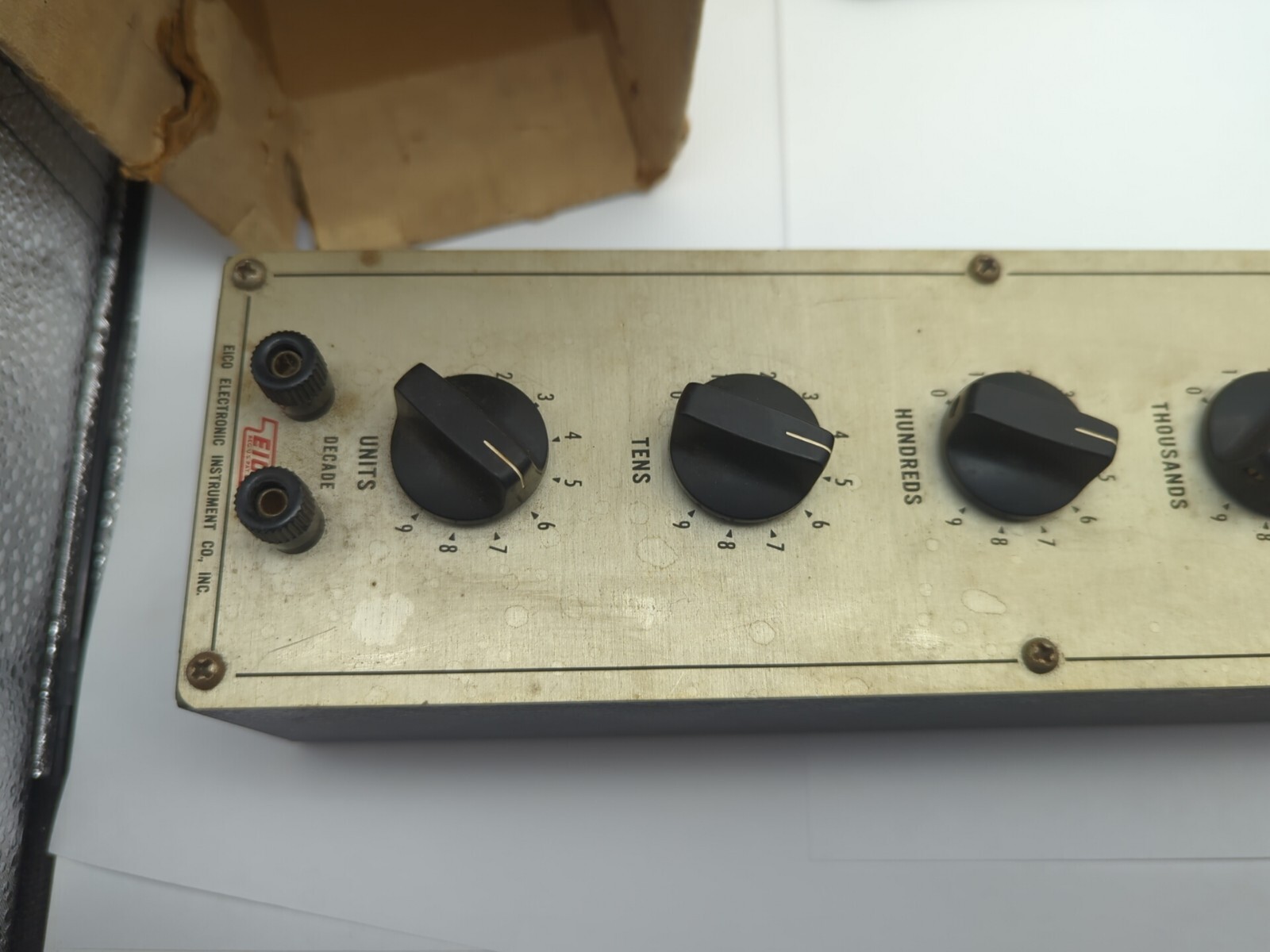EICO RESTSANCE DECADE BOX MODEL 1171 READ LOOK