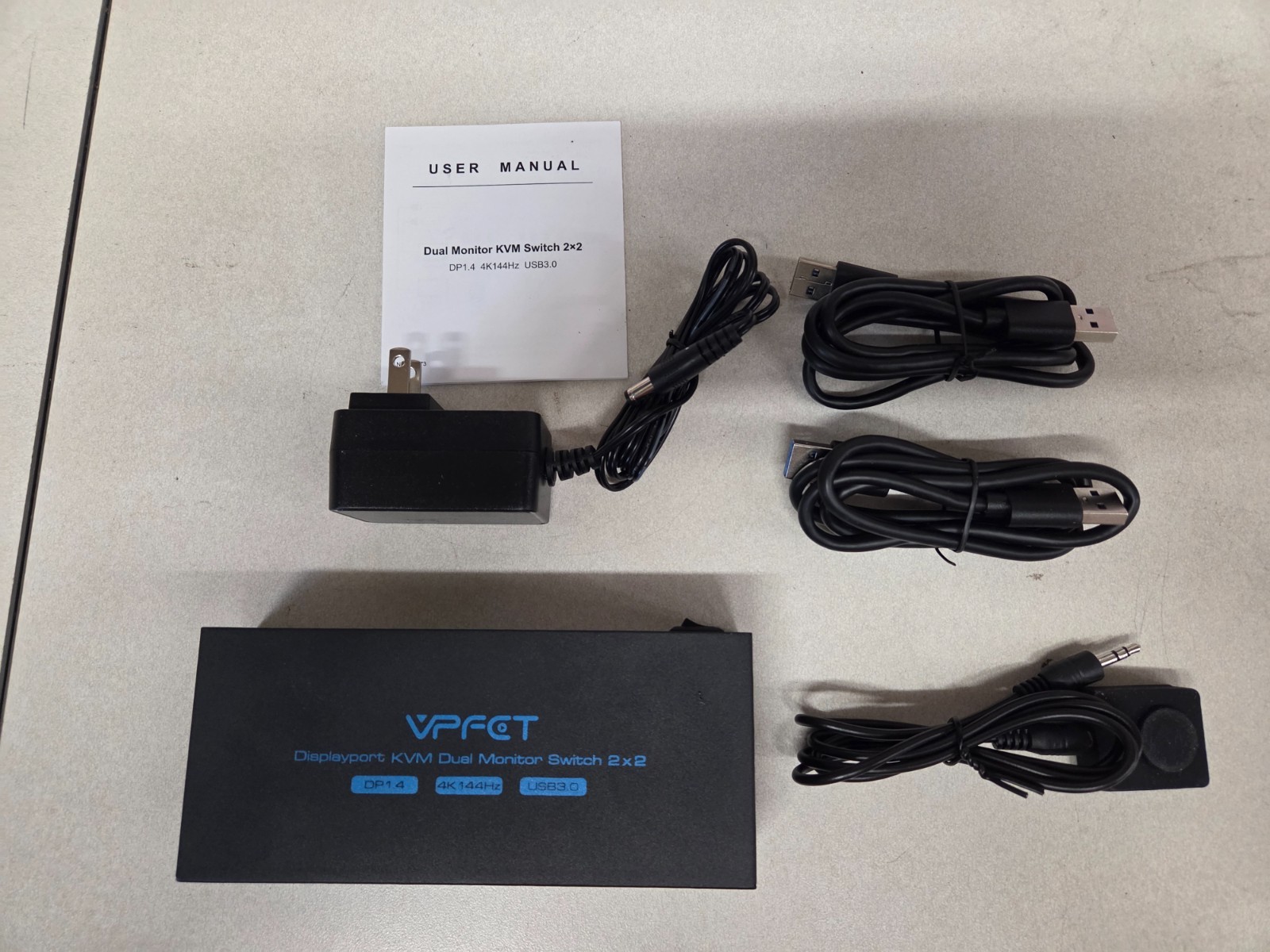 Displayport KVM Switch box 2 Monitors 2 Computers USB3.0 4 USB Devices