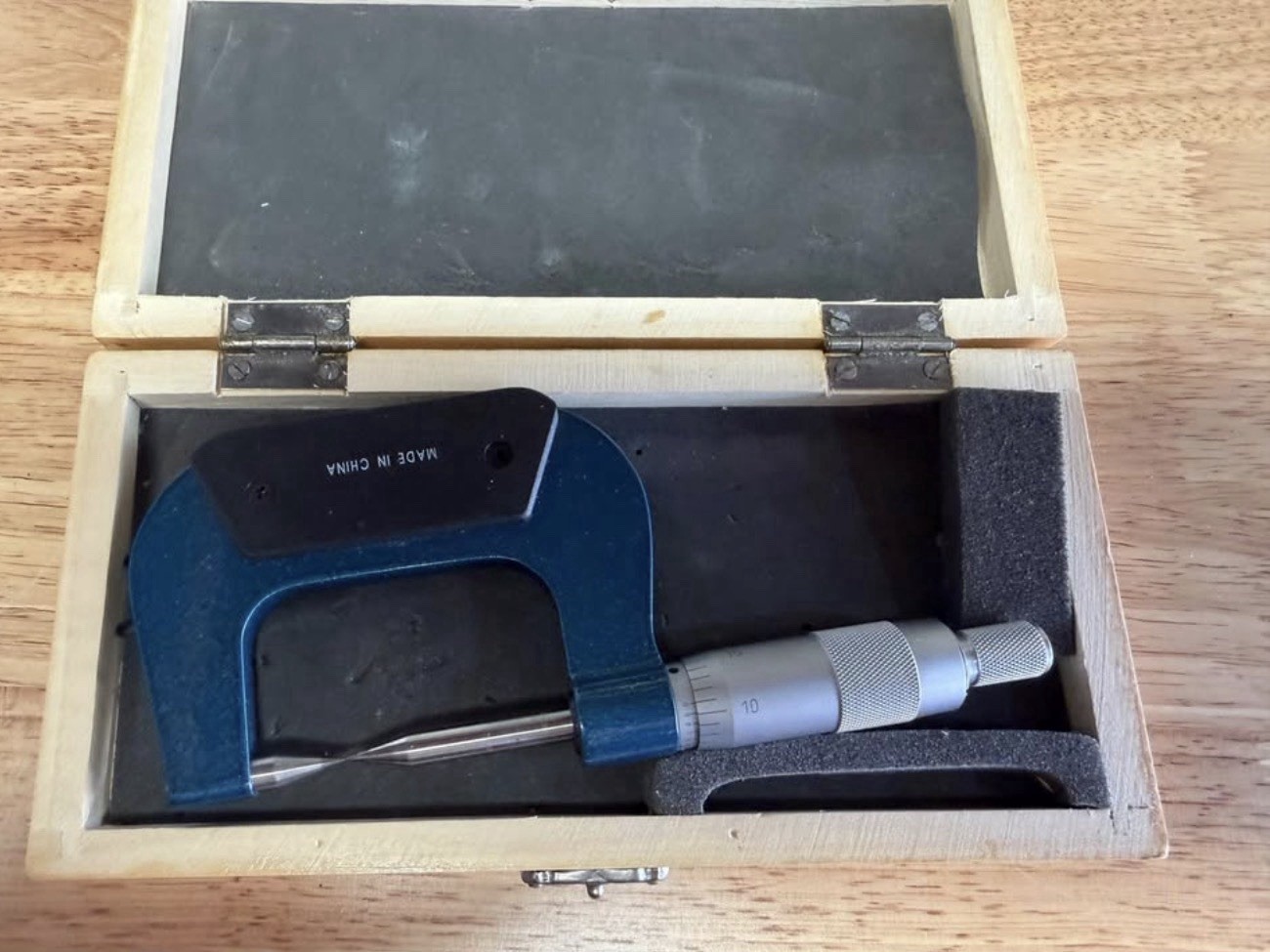Point Micrometer 0-1 in Mechanical, 0.0001 in Resolution, PMB-21700-M
