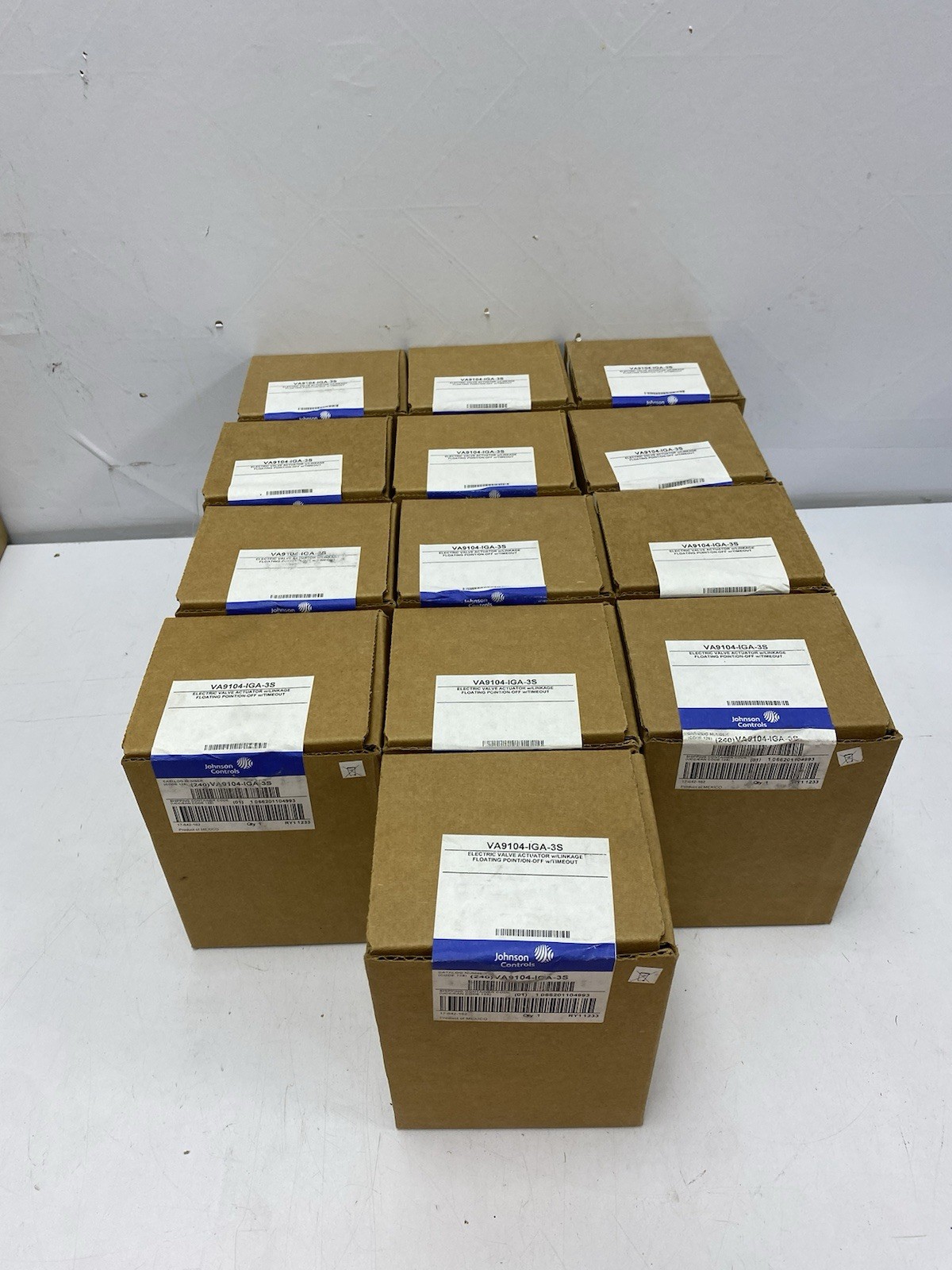 Johnson Controls — VA9104-IGA-3S Electric Non-Spring Return Valve Actuators