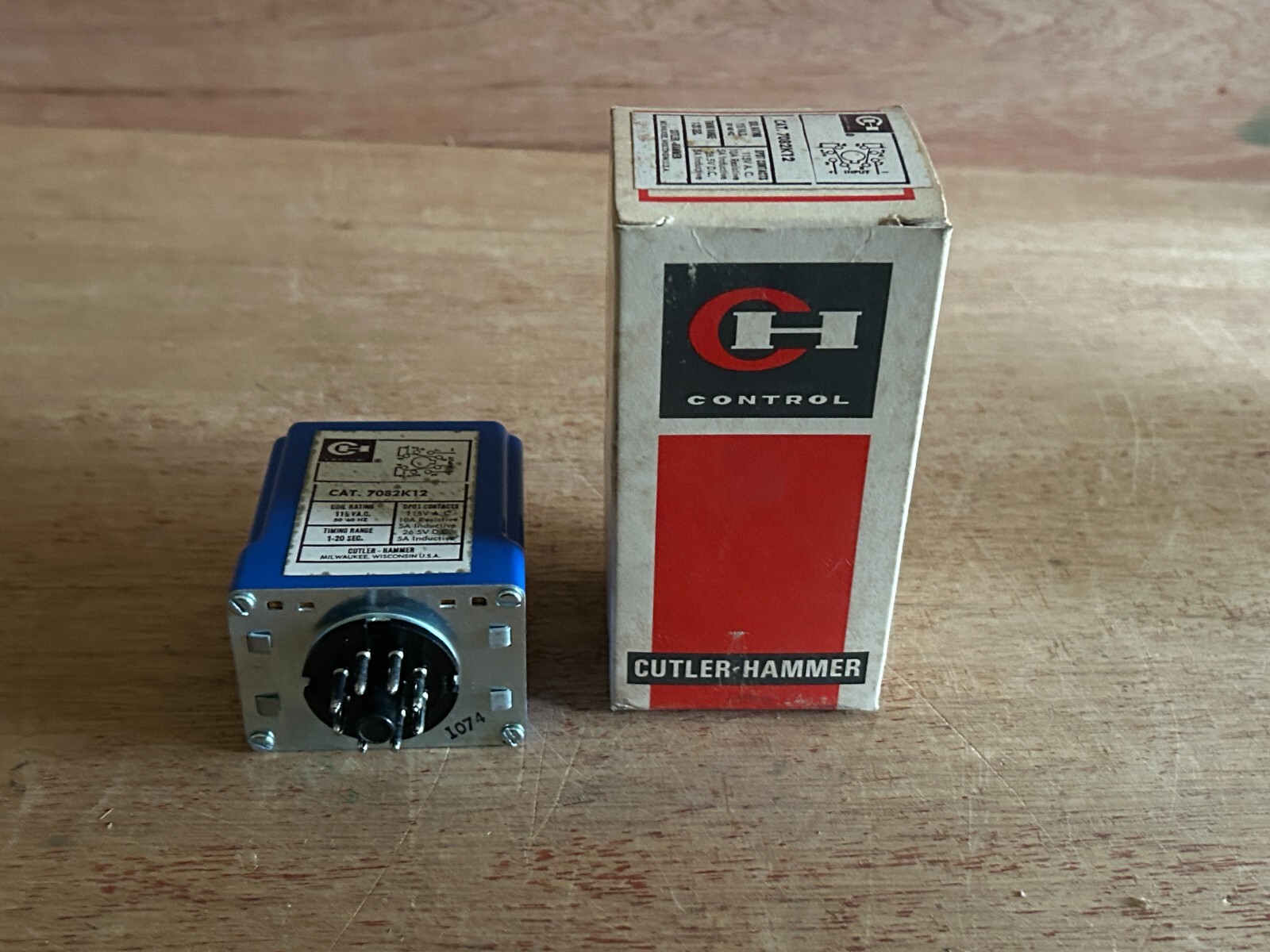 Cutler Hammer 7082 USA Vintage NOS 10A Resistive 5A Inductive Original Box