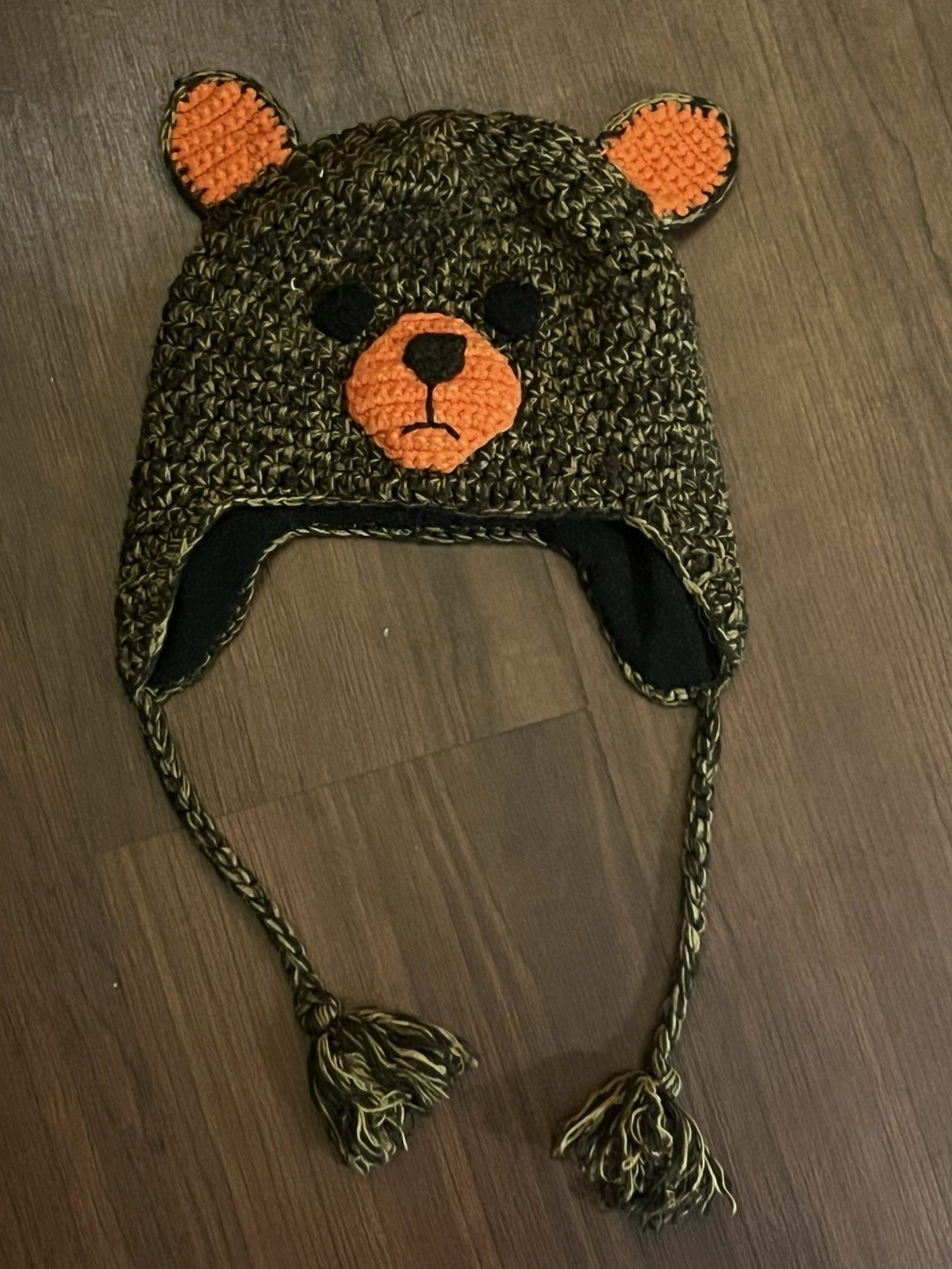 Cute knit Bear Pom Pom Beanie