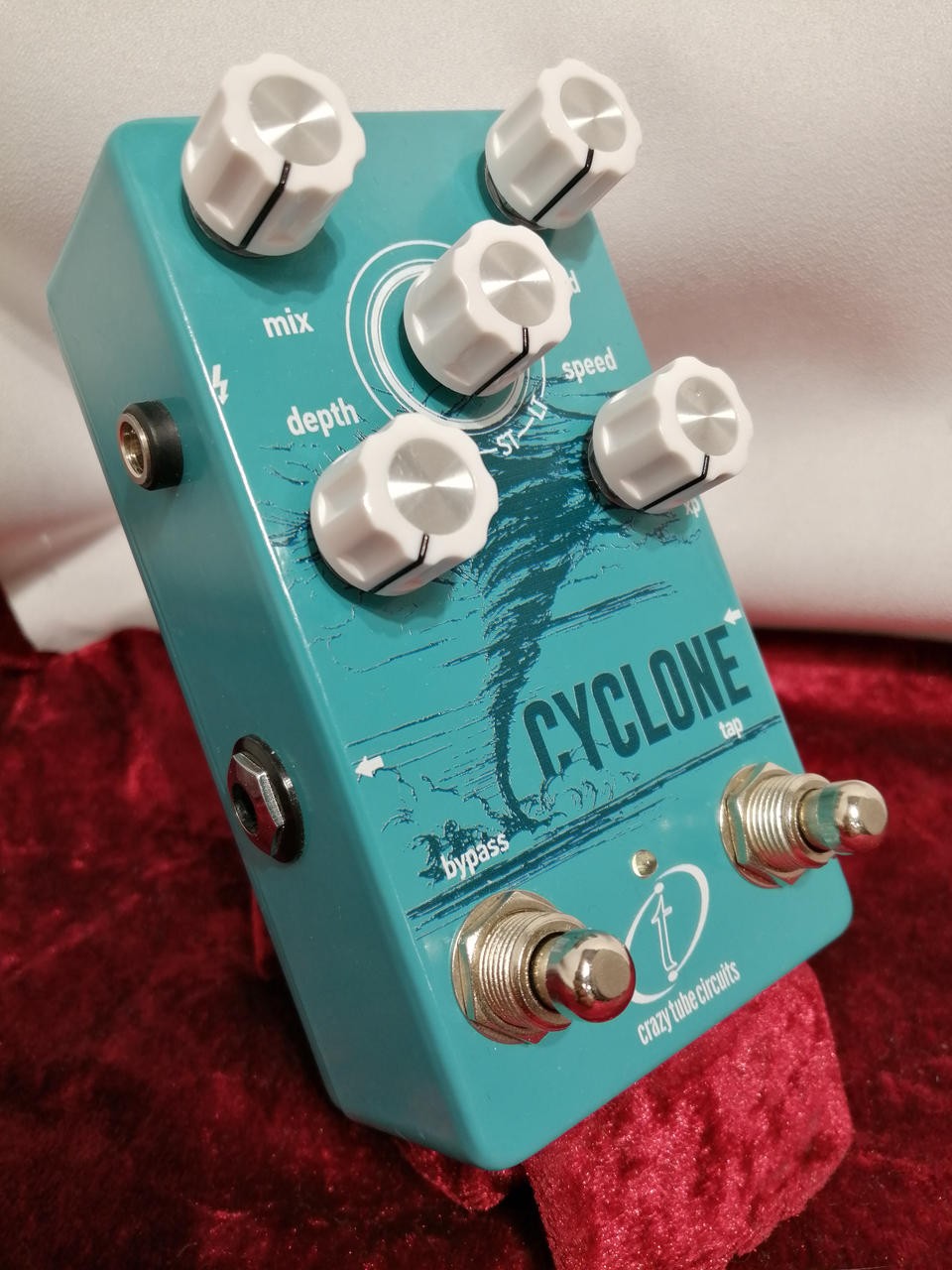 CRAZY TUBE CIRCUITS Model CYCLONE