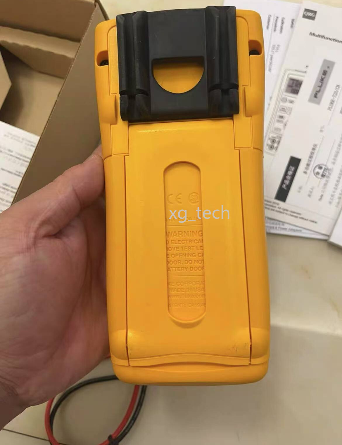 1 PC Fluke 725 Multifunction Process Calibrator/UPS or DHL/99NEW